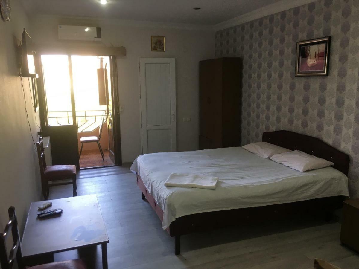 Hotel Texas 第比利斯 外观 照片